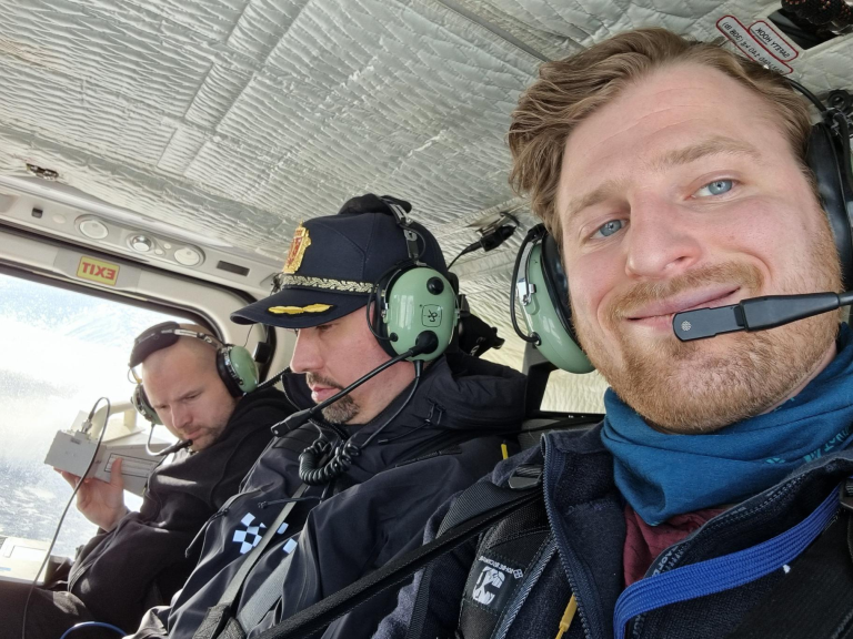 Nicolay Garrard på befaring i Finmark.