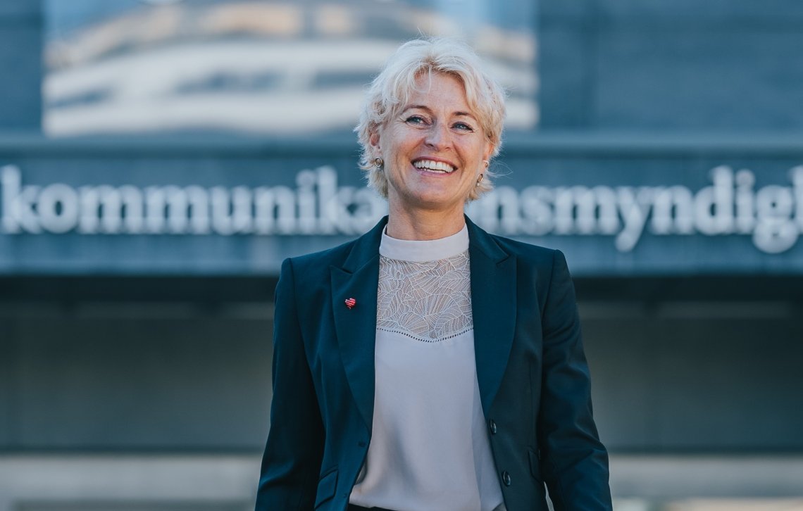 VARSLES IKKE: Seksjonssjef Inger Vollstad i Nkom understreker at mobilselskaper i utlandet ikke nødvendigvis informerer om 2G-nettslukkingen i Norge selv om de skulle ha kunder i andre land.